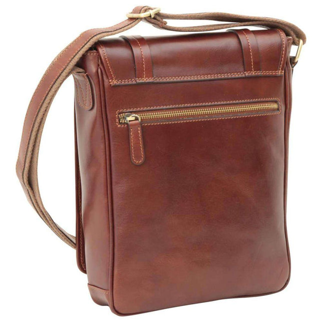 Bernardomediumlerenipadtasmetmagneetsluitingcognacachterkant - Richards-Specials-Store.com