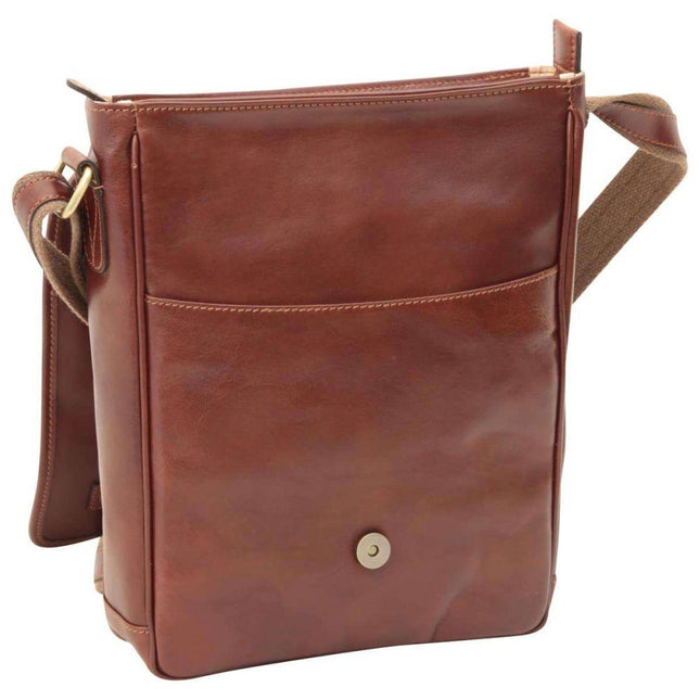 Bernardomediumlerenipadtasmetmagneetsluitingcognacvoorkant2 - Richards-Specials-Store.com