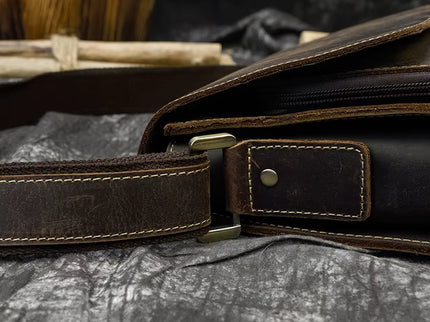 Bernardo - Echt Lederen Schouder/Documenten Tas | Richard's Specials