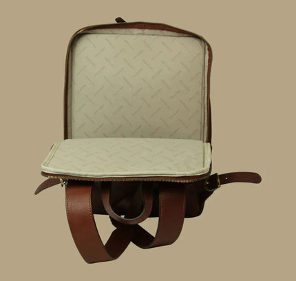 Genua | Compacte Italiaans volnerf leren rugtas met trolley strap