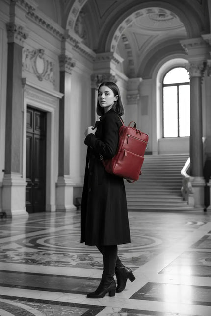 Genua | Compacte Italiaans volnerf leren rugtas met trolley strap
