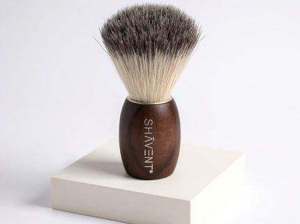 SHAVENT Scheerkwast Classic – dashaar-achtige borstelharen, handvat van esdoornhout, voor een luxueuze scheerervaring