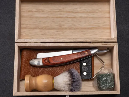 High-End Heren Scheerset met Barbiersmes.
